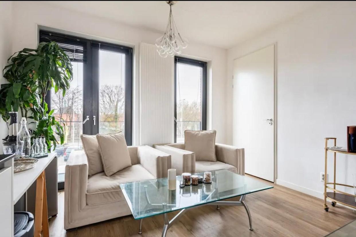 4-Bedroom- Central Located- 120 Sqr Meter Apartment Amsterdam Eksteriør billede